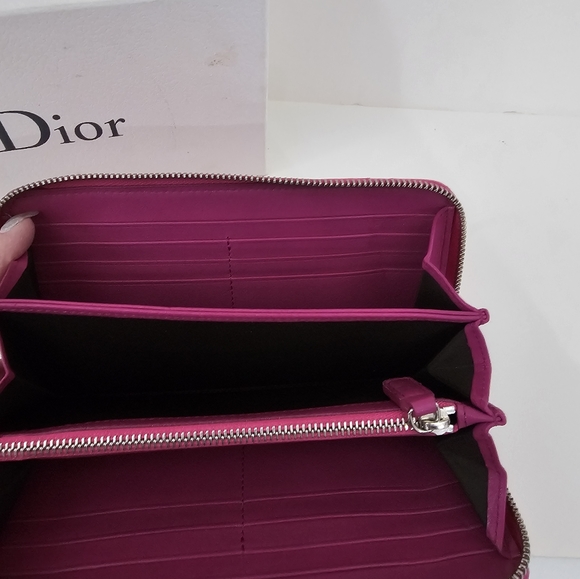 Dior Cannage Patent Zip Around Wallet - Picture 10 of 10